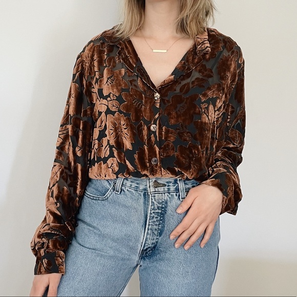Vintage Tops - VTG CITRON Santa Monica 100% Silk Sheer Brown Floral Button Up Top
